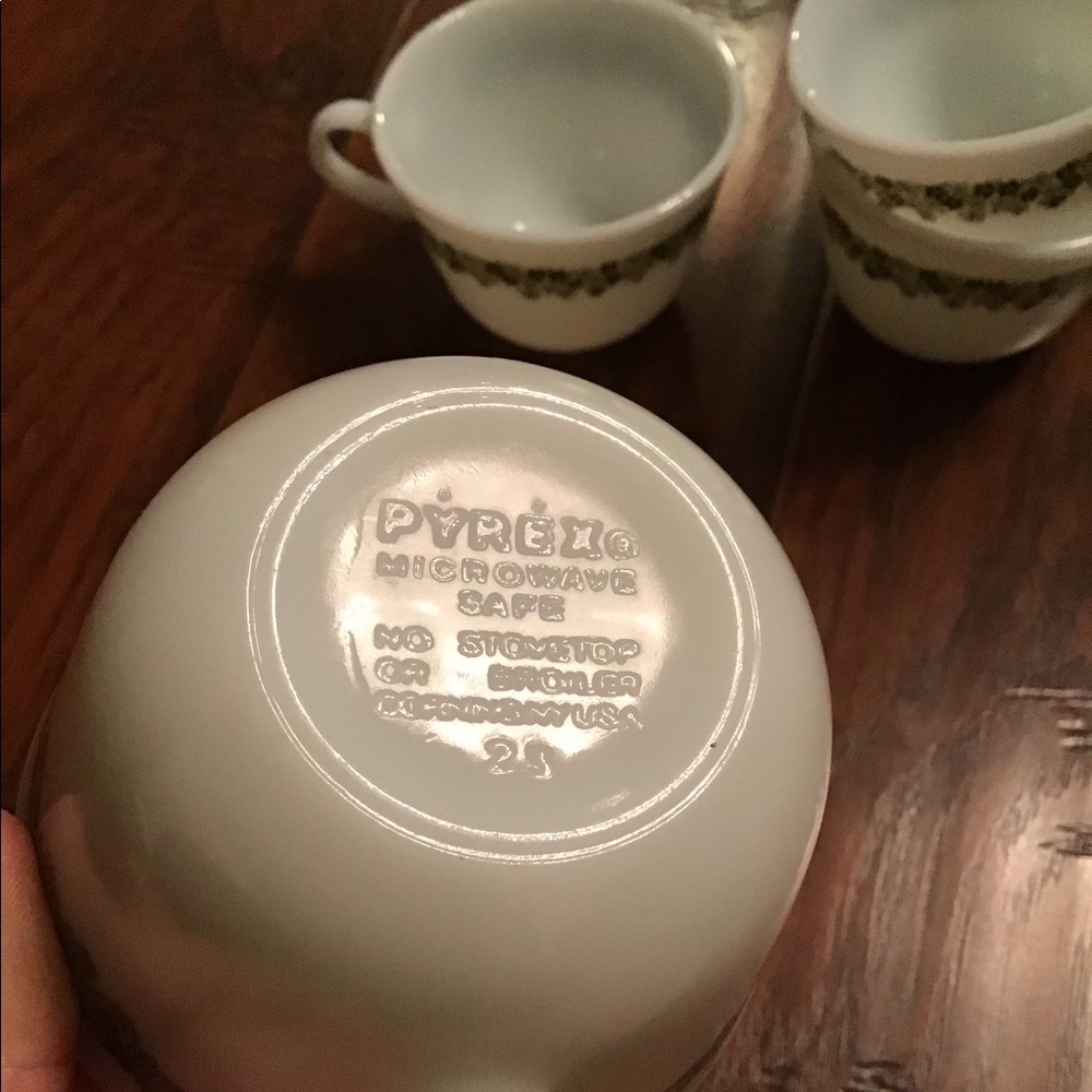 Vintage Pyrex Coffee Cups - Picture 5 of 5